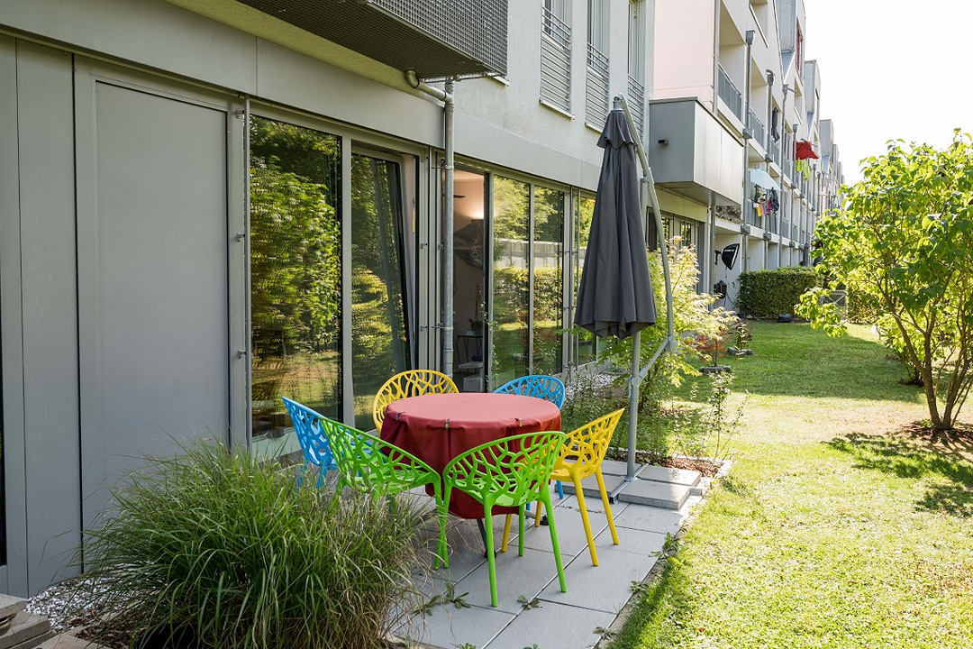 Draußen vor der Praxis