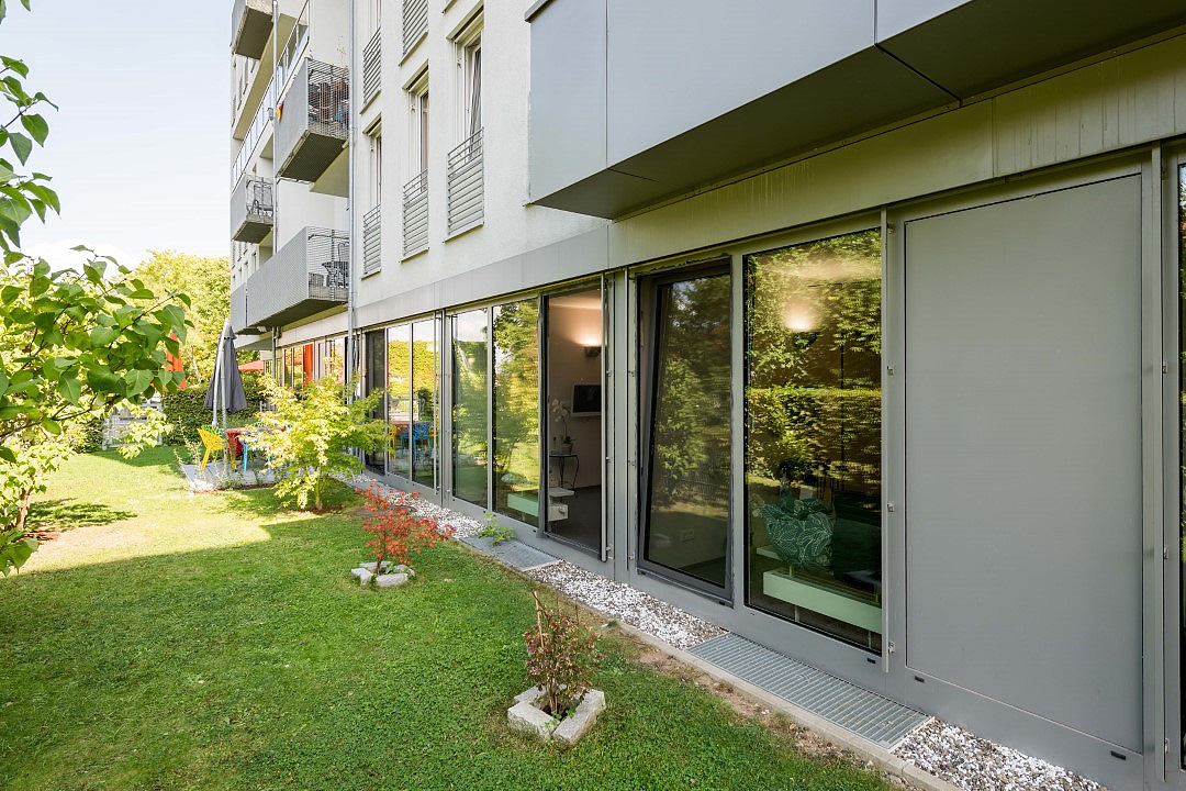 Draußen vor der Praxis